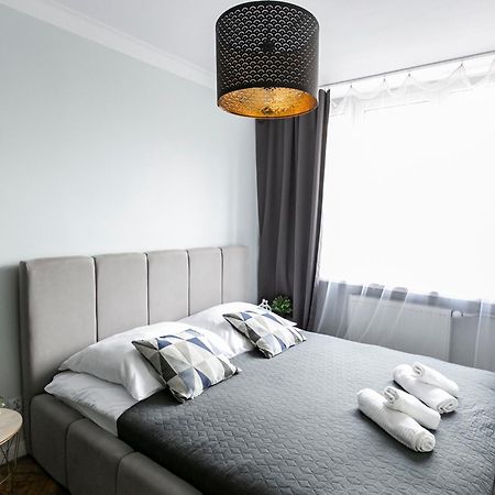 Nowogrodzka 78 - Apartament Dla 4 Osob - 200M Od Szpitala Klinicznego Na Lindleya - 1Km Do Dworca Centralnego - Wifi - Smart Tv 45 Cali 华沙 外观 照片