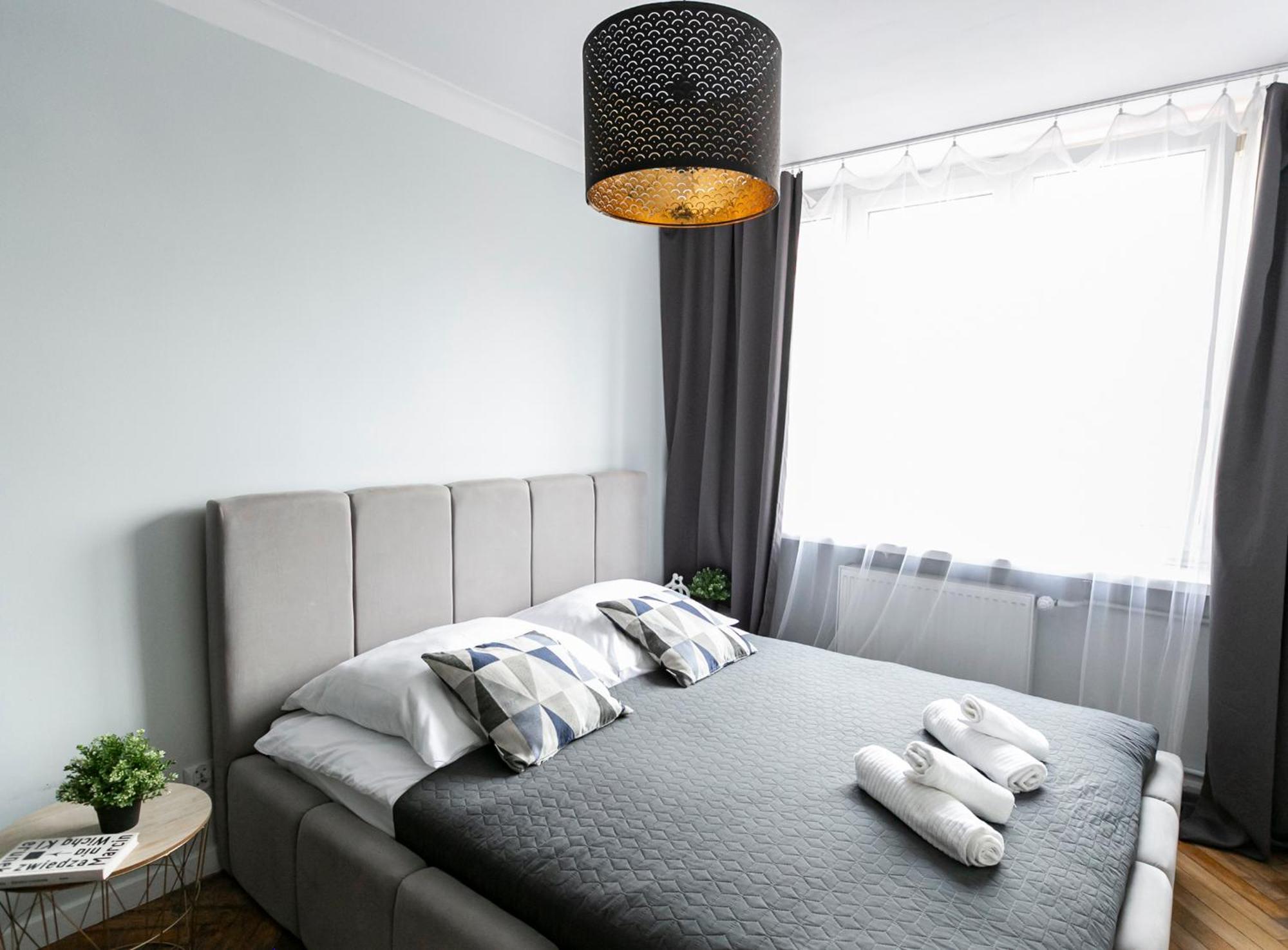 Nowogrodzka 78 - Apartament Dla 4 Osob - 200M Od Szpitala Klinicznego Na Lindleya - 1Km Do Dworca Centralnego - Wifi - Smart Tv 45 Cali 华沙 外观 照片